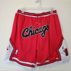 Just Don Chicago Bulls 1997-98 Red NBA Basketball Mesh Shorts Men's Size M Made